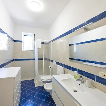A Maddalena Con Piscina, Giardino E Posto Auto - 6 Posti Letto * Ísquia