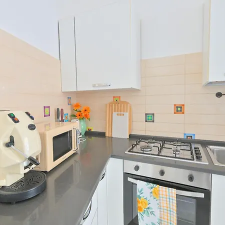 Villa A Maddalena Con Piscina, Giardino E Posto Auto - 6 Posti Letto