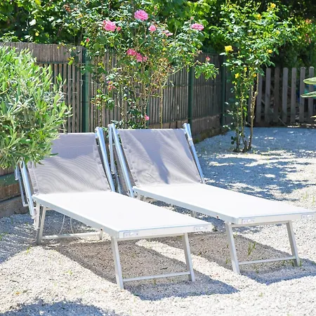 A Maddalena Con Piscina, Giardino E Posto Auto - 6 Posti Letto
