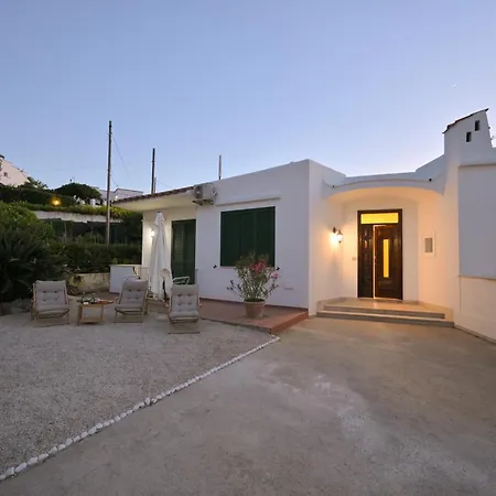 A Maddalena Con Piscina, Giardino E Posto Auto - 6 Posti Letto Villa Ísquia