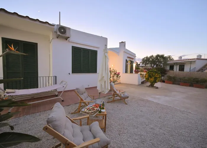 Villa Maddalena Ischia - 6 Ospiti, Giardino, Parcheggio, Terrazzo E Piscina Sterrata Villa *